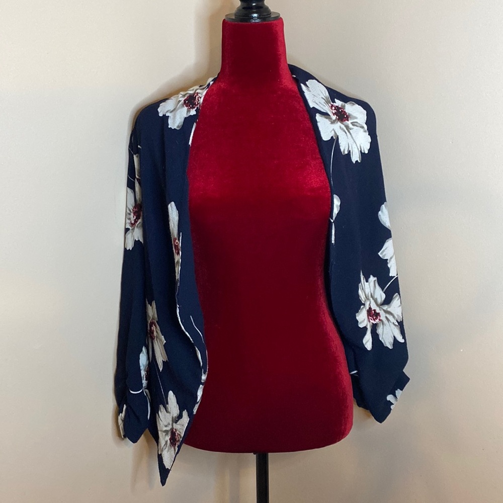 Large Polyester Blue & White Floral Print Long Sleeve Open Kimono Blouse